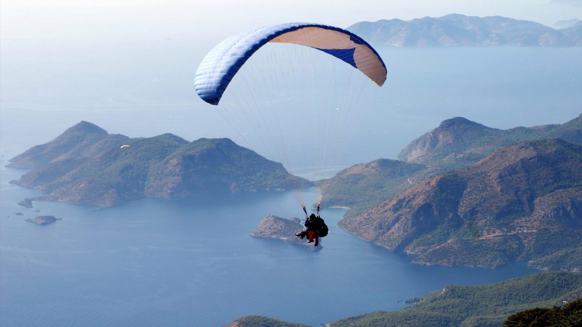 Paragliding Tour